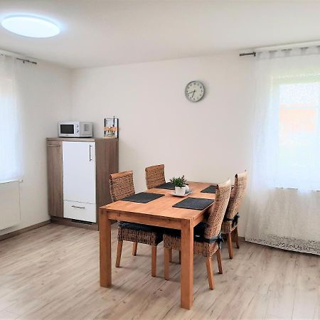 Ferienwohnung Sonnenschein ブルクアウ エクステリア 写真